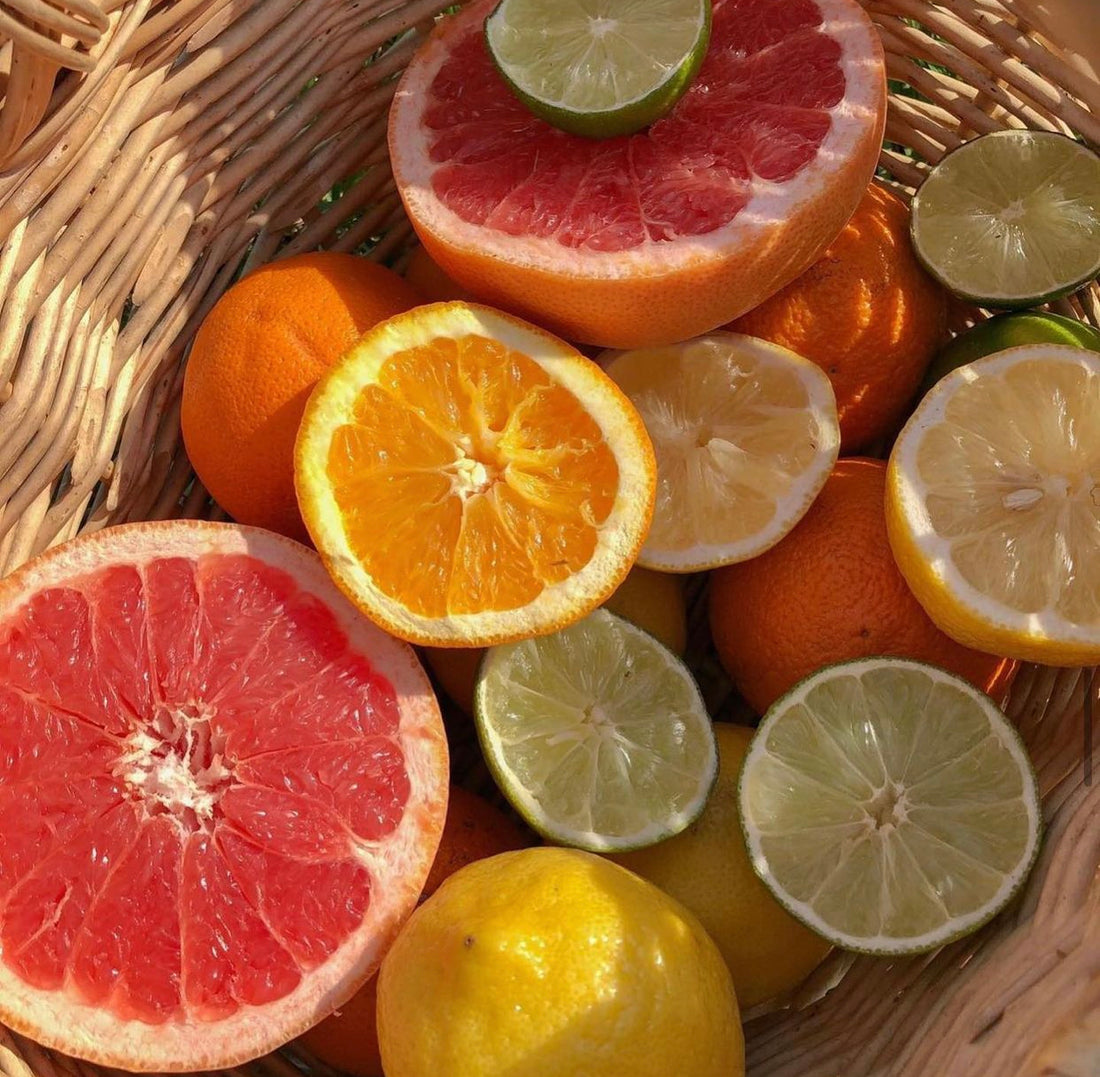 SUMMER IN SORRENTO Hand Painted Casetta Soy Candle - Bergamot & Orange Blossom 200g